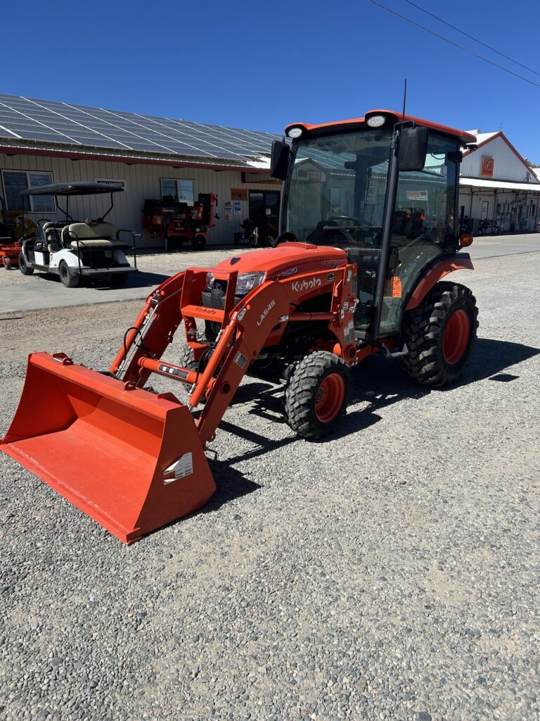 2024 Kubota LX3520HSDC — Compact Tractor for sale at Southwest Ag